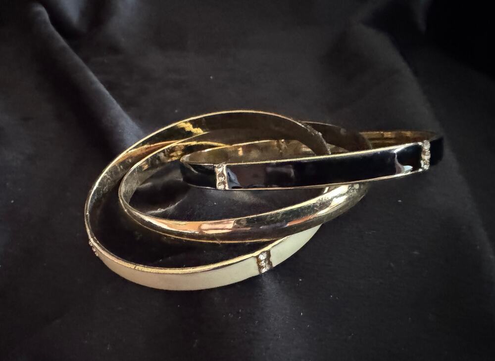 Vintage Interlocked Bangle Bracelets Gold Tone Enamel Stack 2.75 Set B029